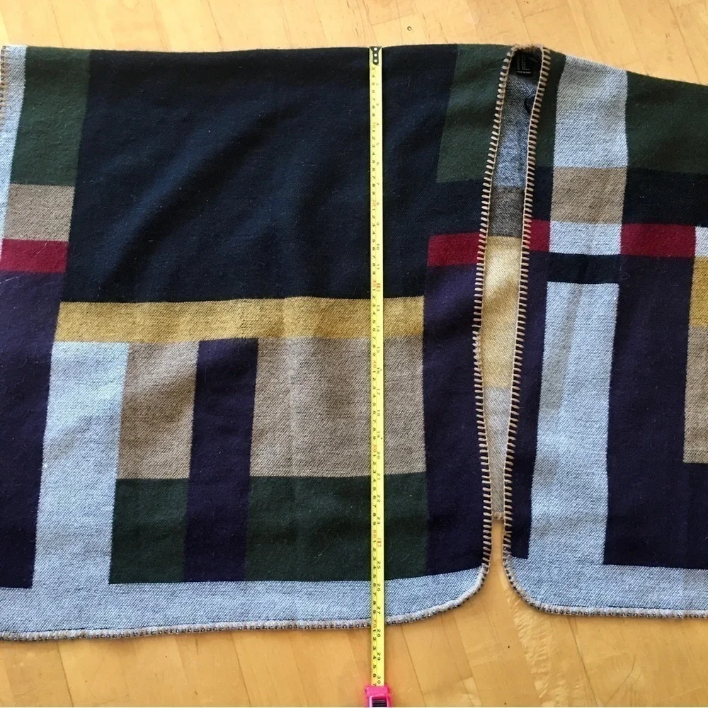 Abstract Art Deco Wrap, Shawl from Forever 21, Size S/M